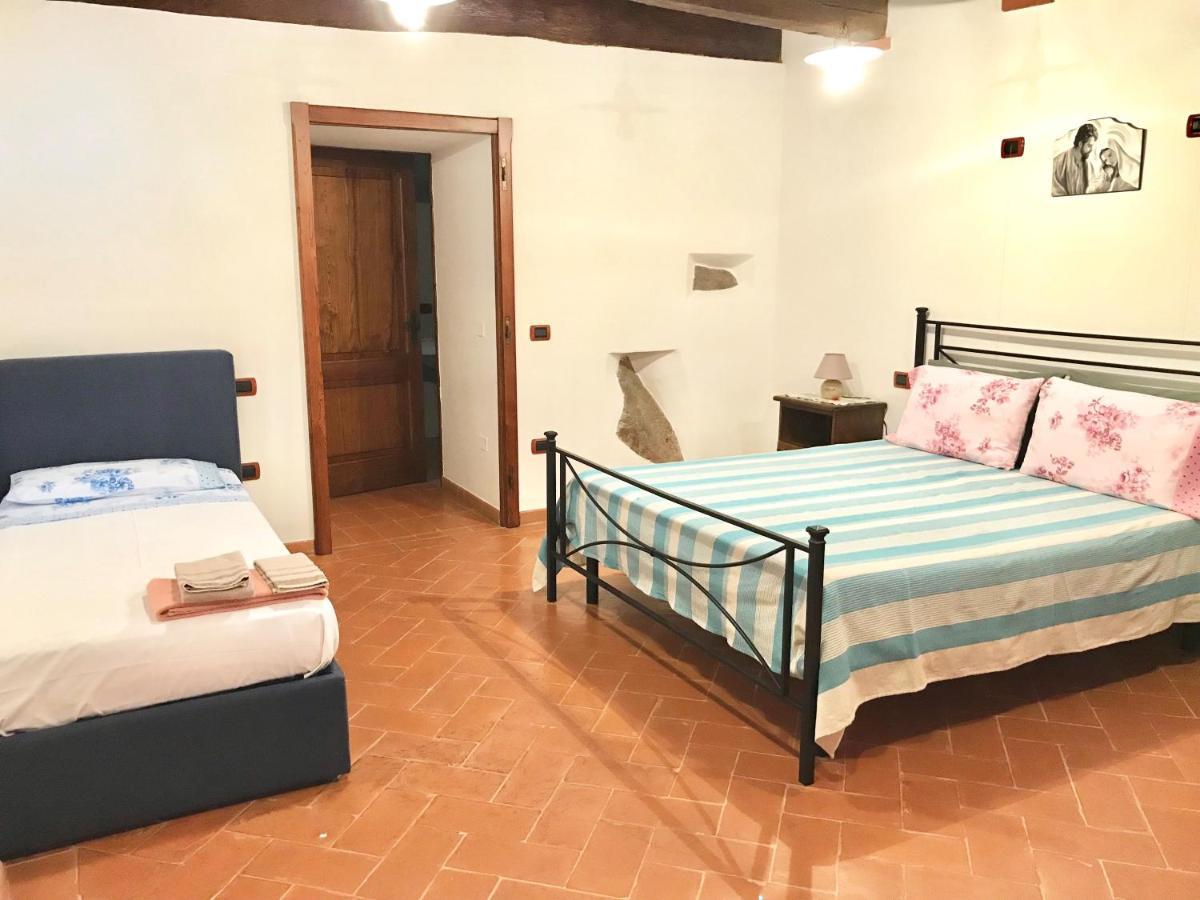 Agriturismo Podere Casano Радикофани Экстерьер фото